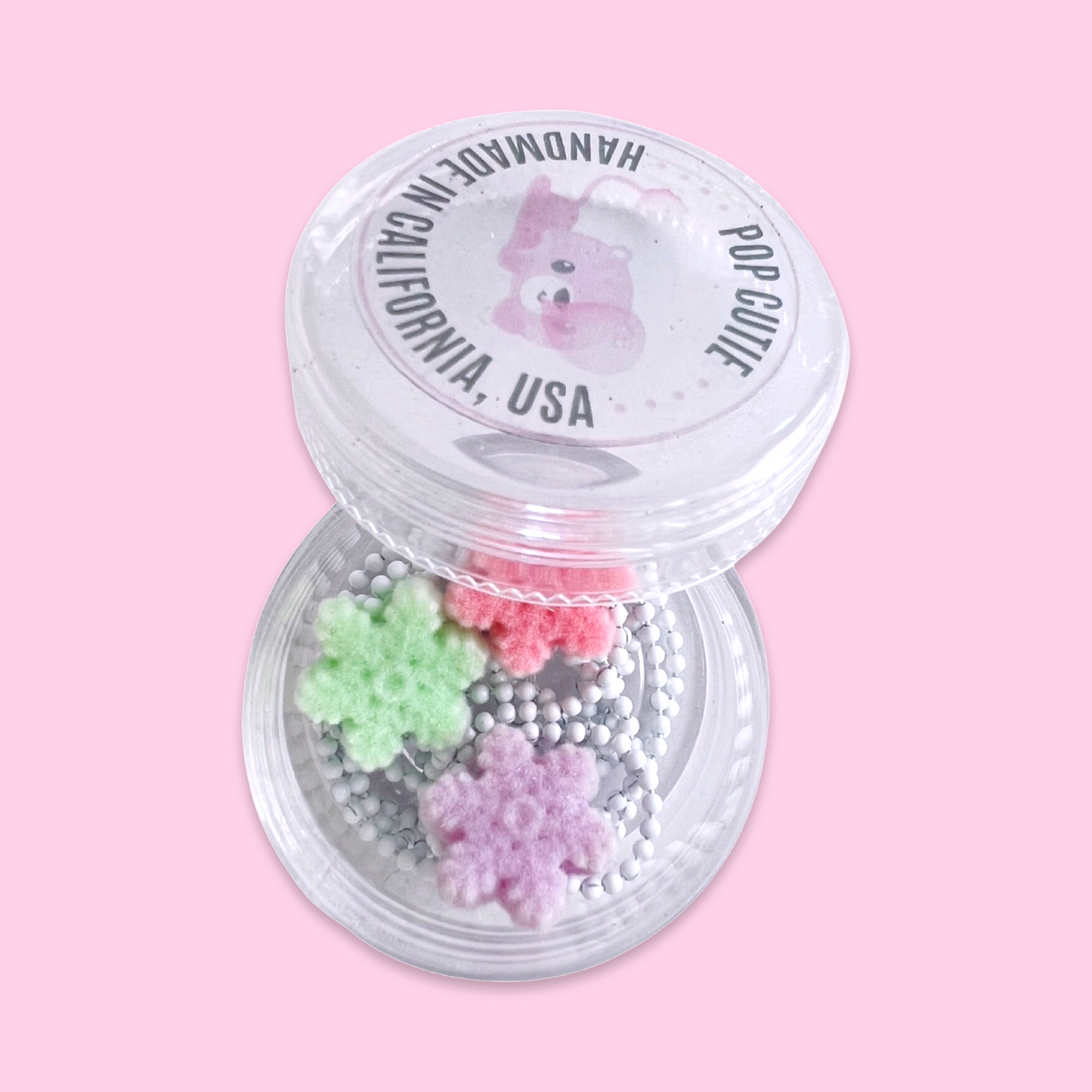 Pop Cutie Fuzzy Snowflakes Necklace