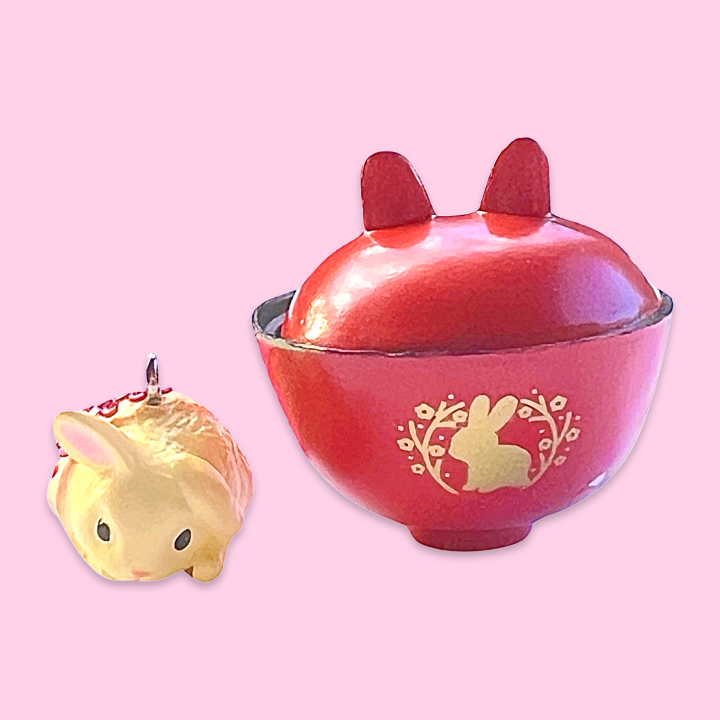 DeLuxe Pop Cutie Japanese Bunny Necklace - Red Bowl