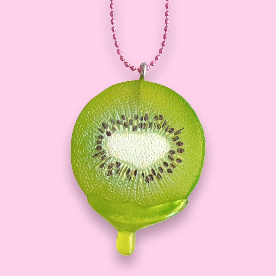 DeLuxe Juicy Fruit Necklace - Kiwi