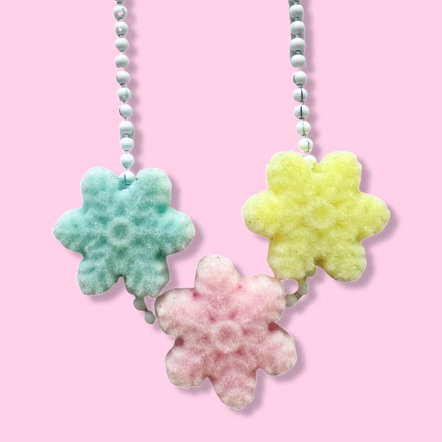 Pop Cutie Fuzzy Snowflakes Necklace