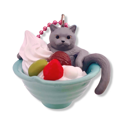 DeLuxe Pop Cutie Kitty Cake Bowl Necklace