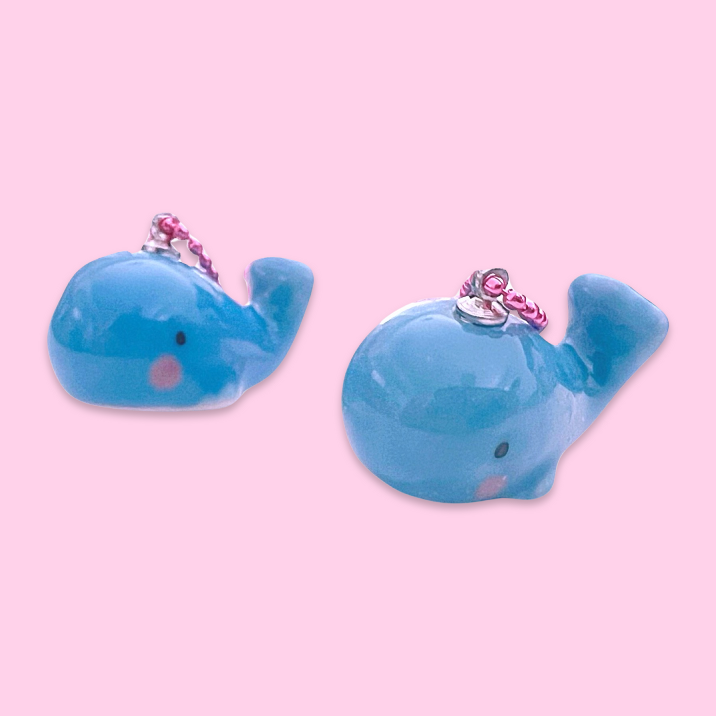 DeLuxe Pop Cutie Ceramic Whale Necklace - Blue